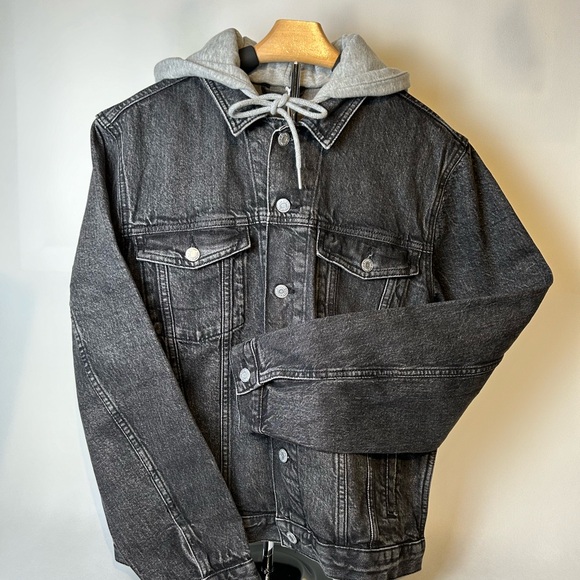 H&M Slim Fit Men’s Hooded Denim Jacket - Picture 4 of 6